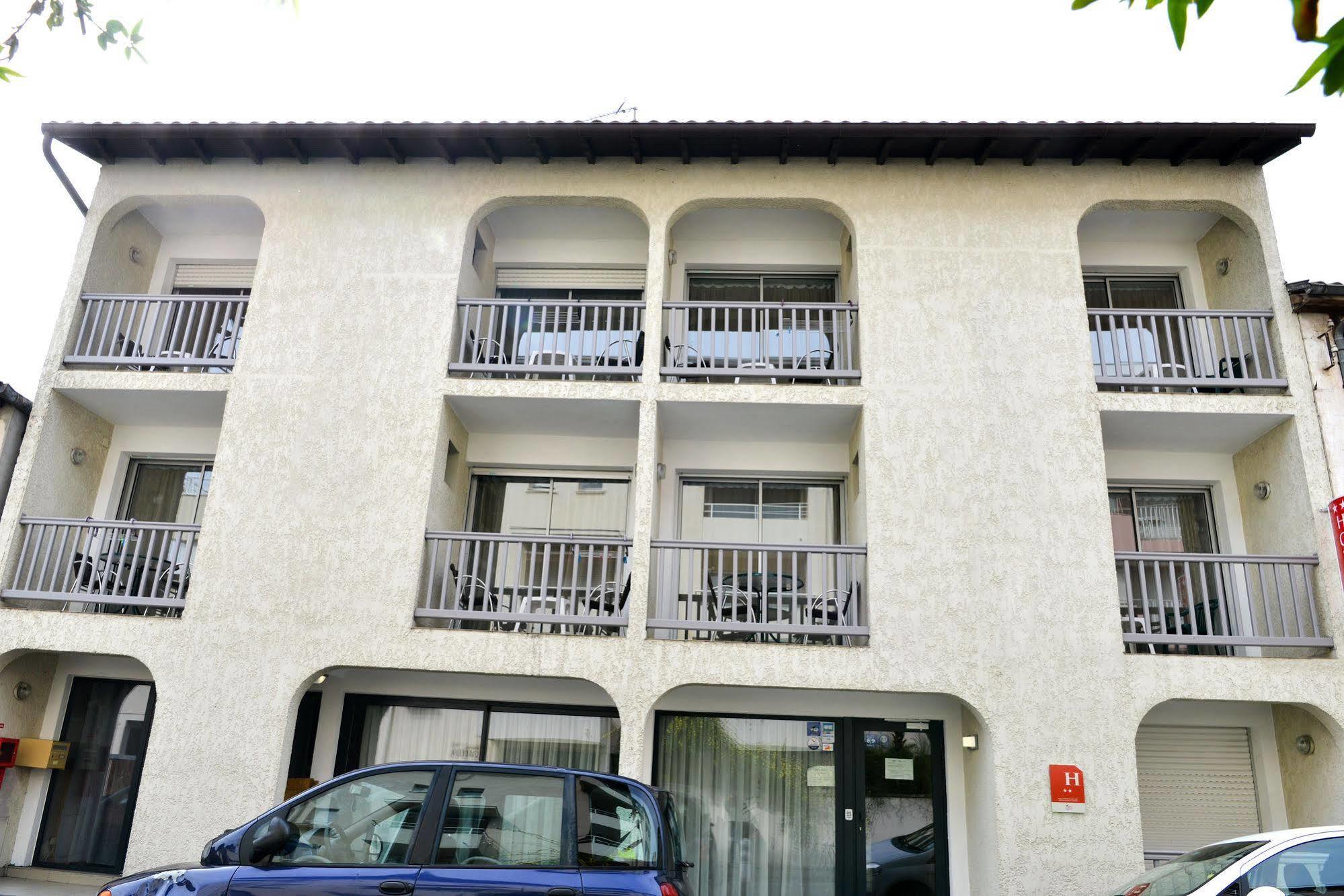 Le Relais 2*